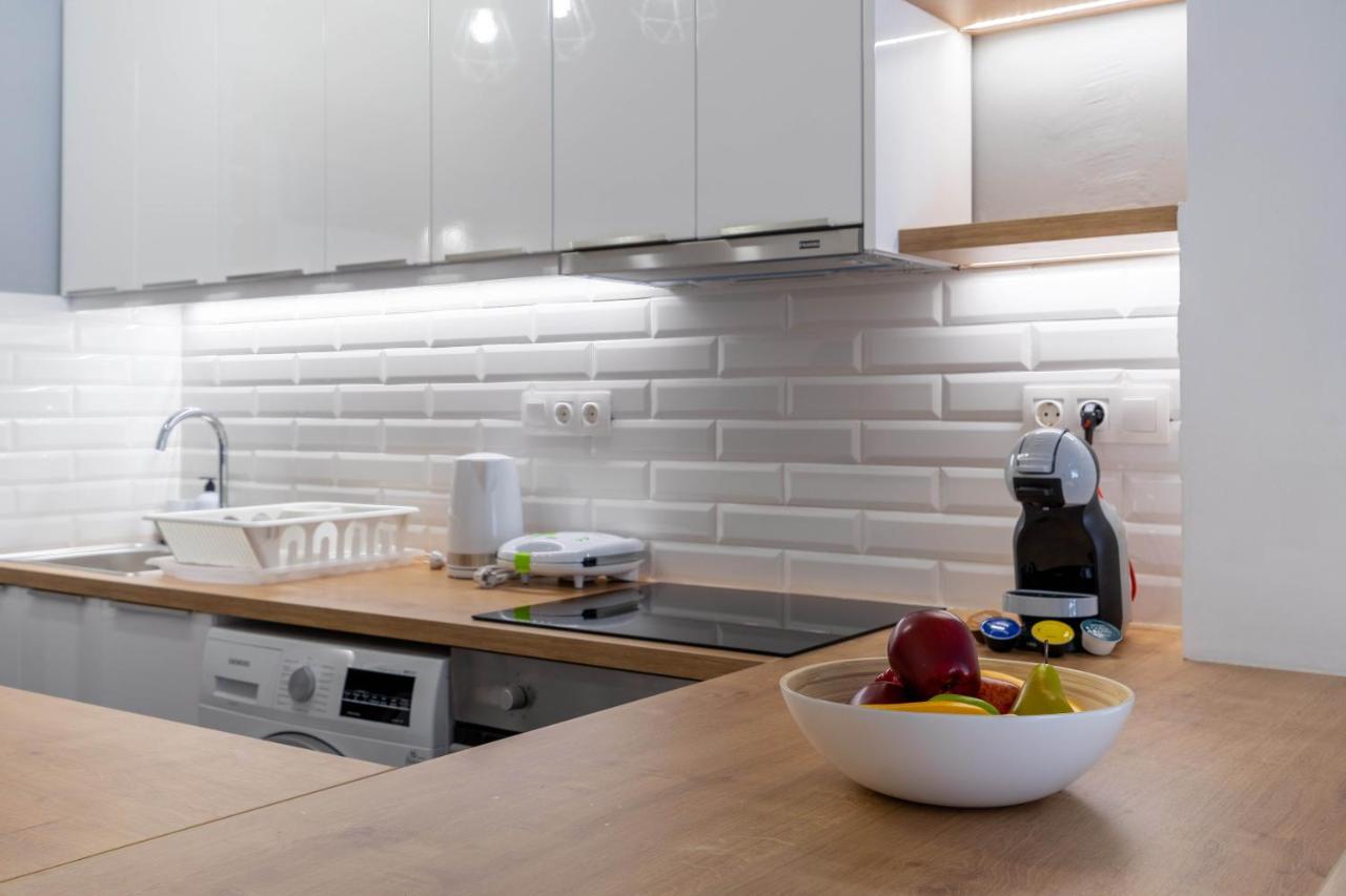 Newly Renovated 2Br Apt! Διαμέρισμα Αθήνα Εξωτερικό φωτογραφία